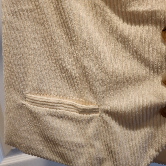 Evereve Cream Corduroy Button Vest Size Large - Picture 4 of 7